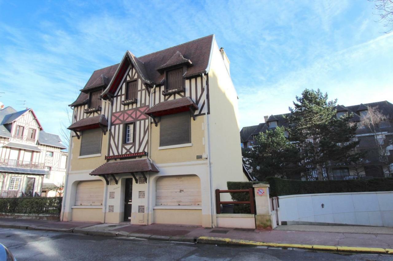 Le Royal Daire Deauville Dış mekan fotoğraf